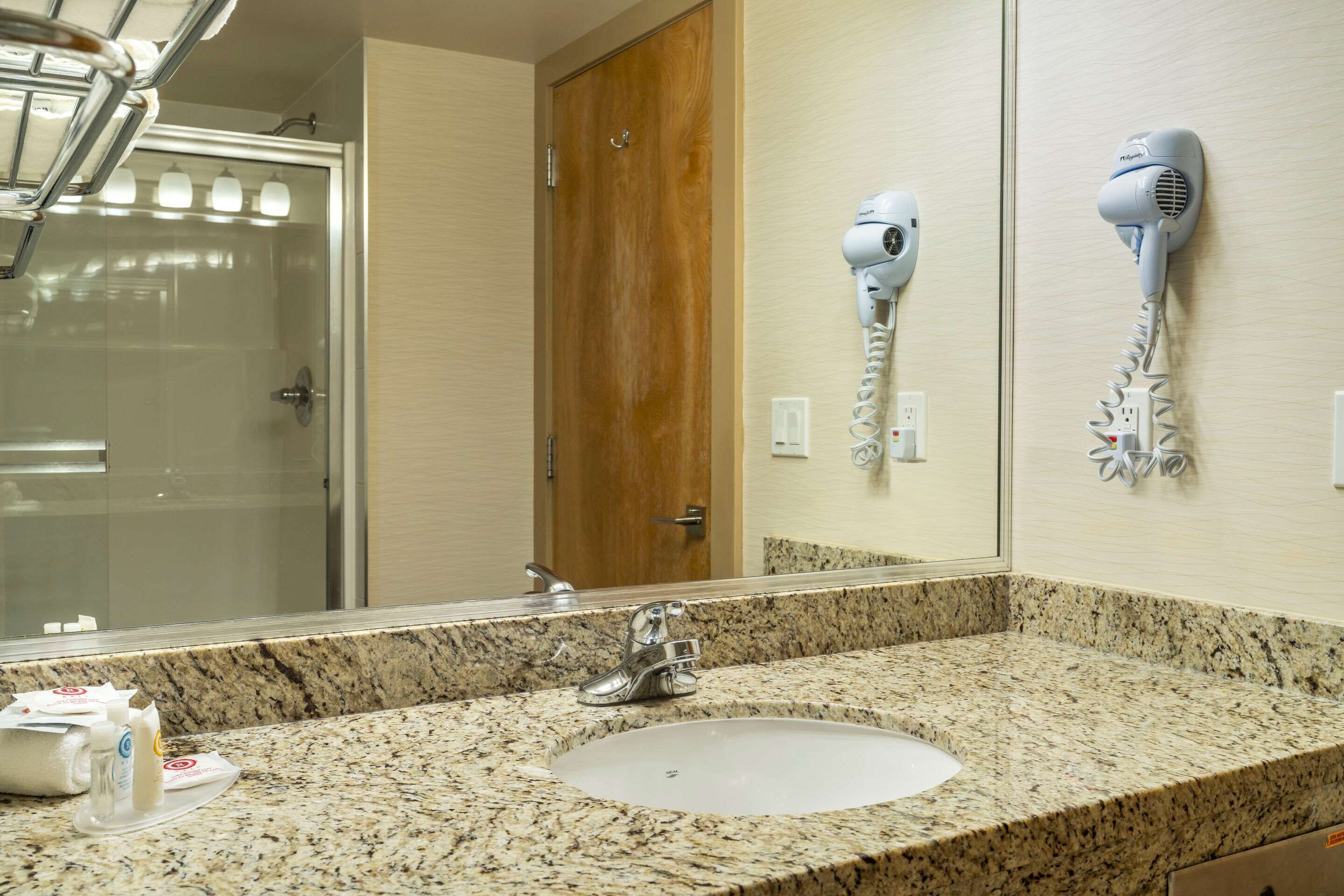 suite, 1 king bed, non smoking | premium bedding, pillow-top beds, desk, laptop workspace