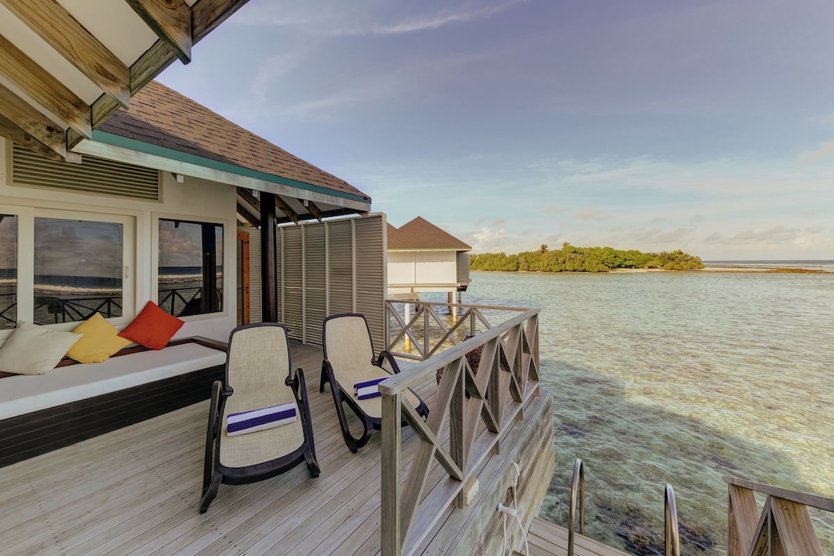 Bungalow, Overwater | Kamervoorziening