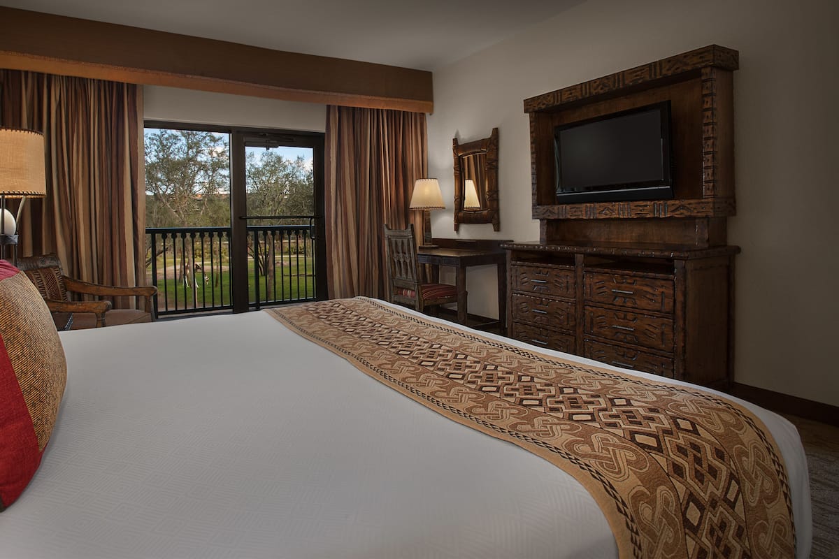 In-room safe, desk, laptop workspace, blackout drapes