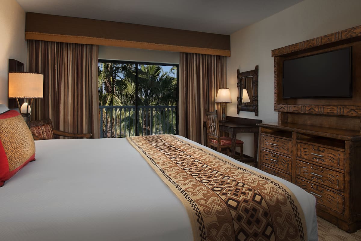 In-room safe, desk, laptop workspace, blackout drapes