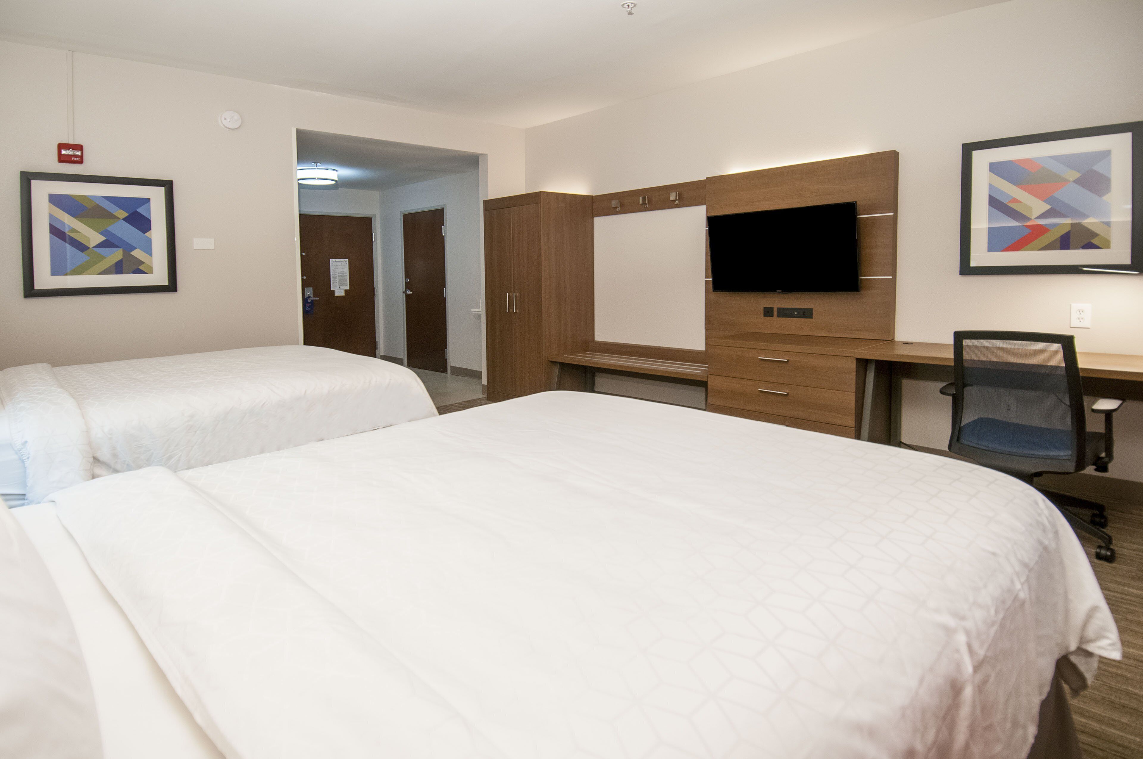 in-room safe, desk, iron/ironing board, free cots/infant beds