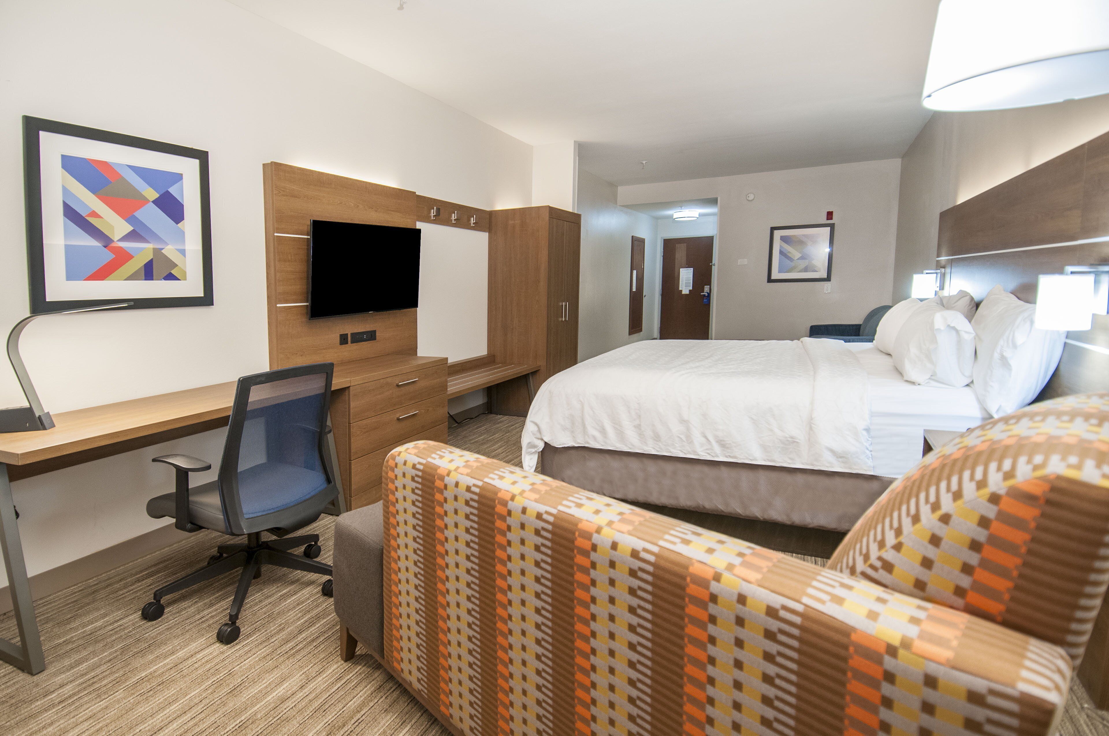 in-room safe, desk, iron/ironing board, free cots/infant beds