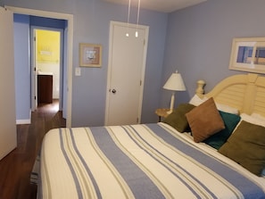 1 bedroom, individually decorated, individually furnished, desk