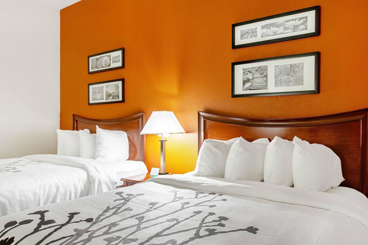 1 bedroom, blackout curtains, soundproofing, iron/ironing board