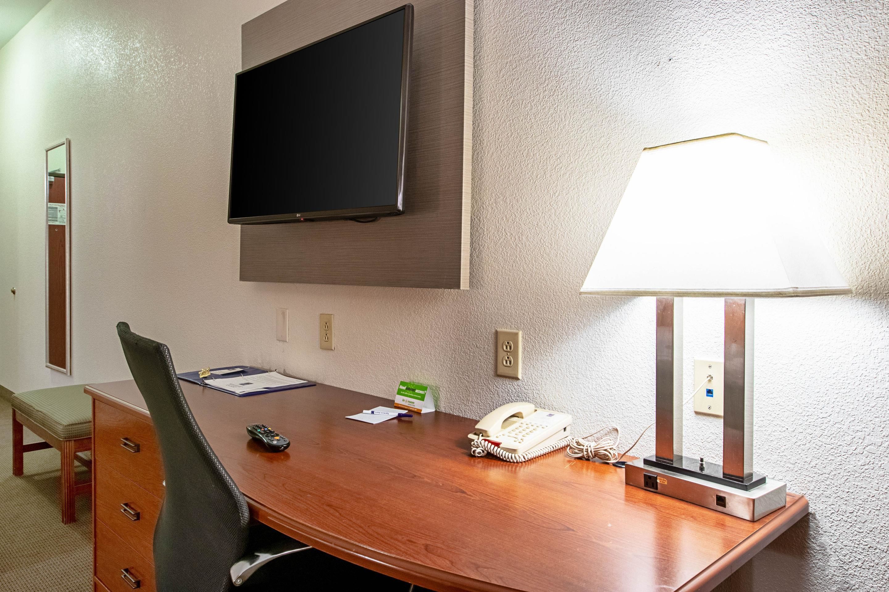 standard room, 2 queen beds, non smoking | 1 bedroom, blackout curtains, soundproofing, iron/ironing board