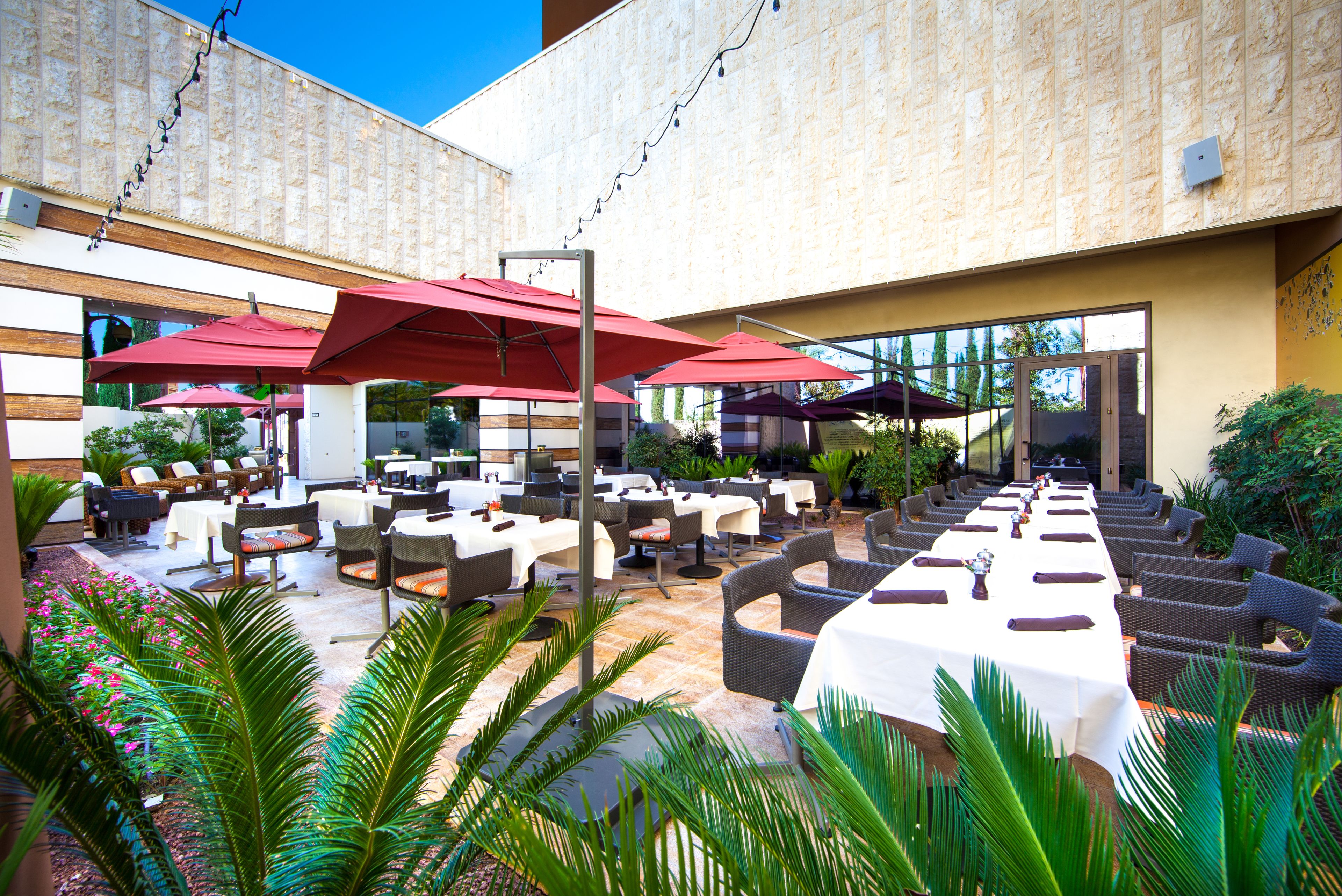 6 restaurants, lunch, dinner served; mexican cuisine