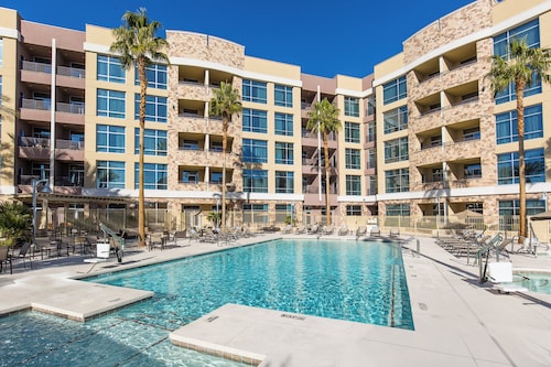 Staybridge Suites: Las Vegas - Stadium District by IHG