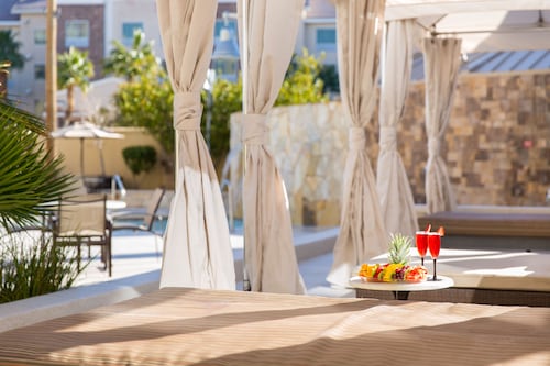 Staybridge Suites: Las Vegas - Stadium District by IHG