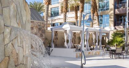 Staybridge Suites: Las Vegas - Stadium District by IHG