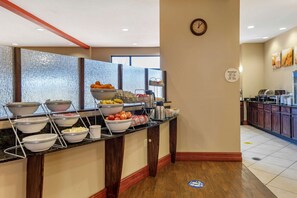 Tägliches inbegriffenes kontinentales Frühstück