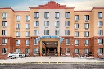 The Staten Island Inn