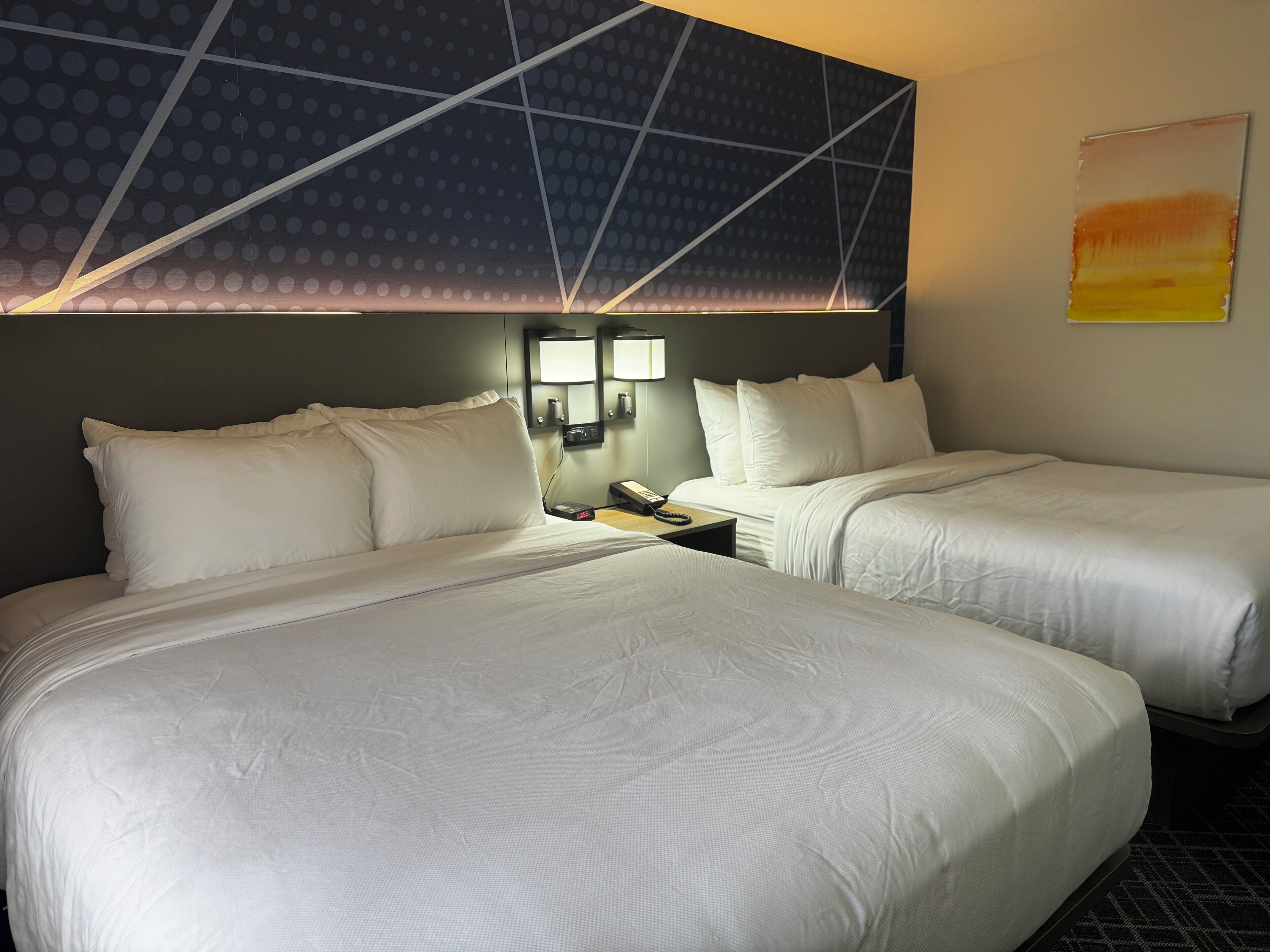 Chambre Standard, 2 grands lits, non-fumeur | Lit avec matelas à plateau-coussin, bureau