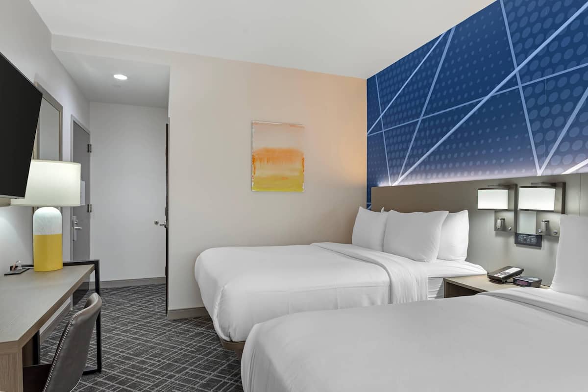 Standard Room, 2 Queen Beds, Non Smoking