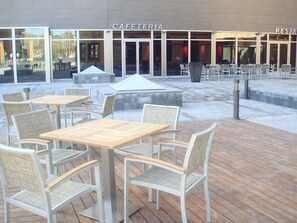 Se sirven desayunos, almuerzos y cenas