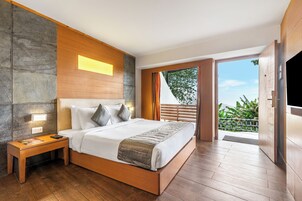 家庭房, 2 间卧室 (Suite with Sitout) | 熨斗/熨板、免费 WiFi、床单