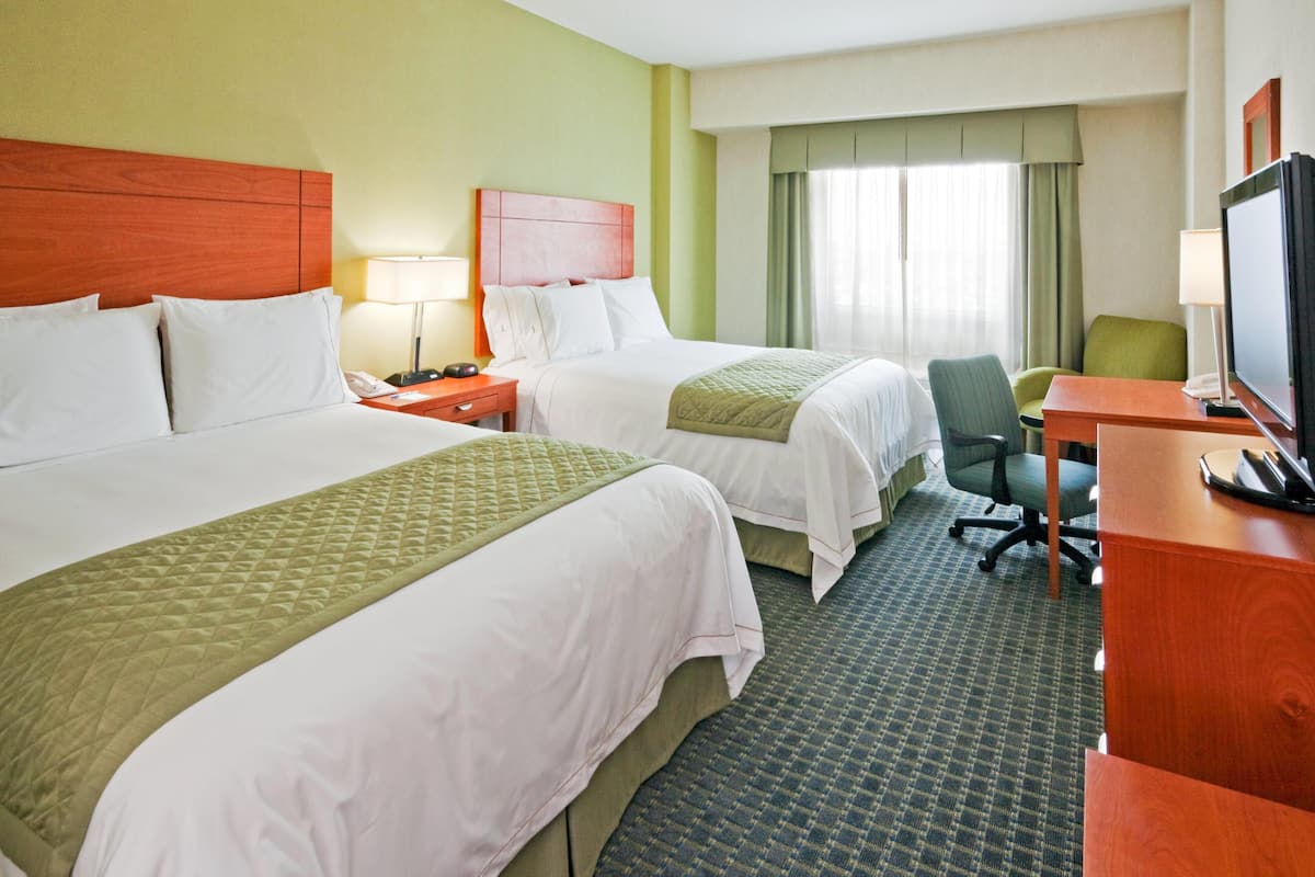 In-room safe, desk, iron/ironing board, free WiFi