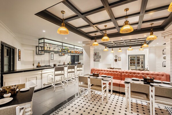 Restaurant - Sterling Kodai Lake (Kodaikanal)