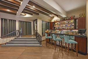 Bar (en la propiedad)