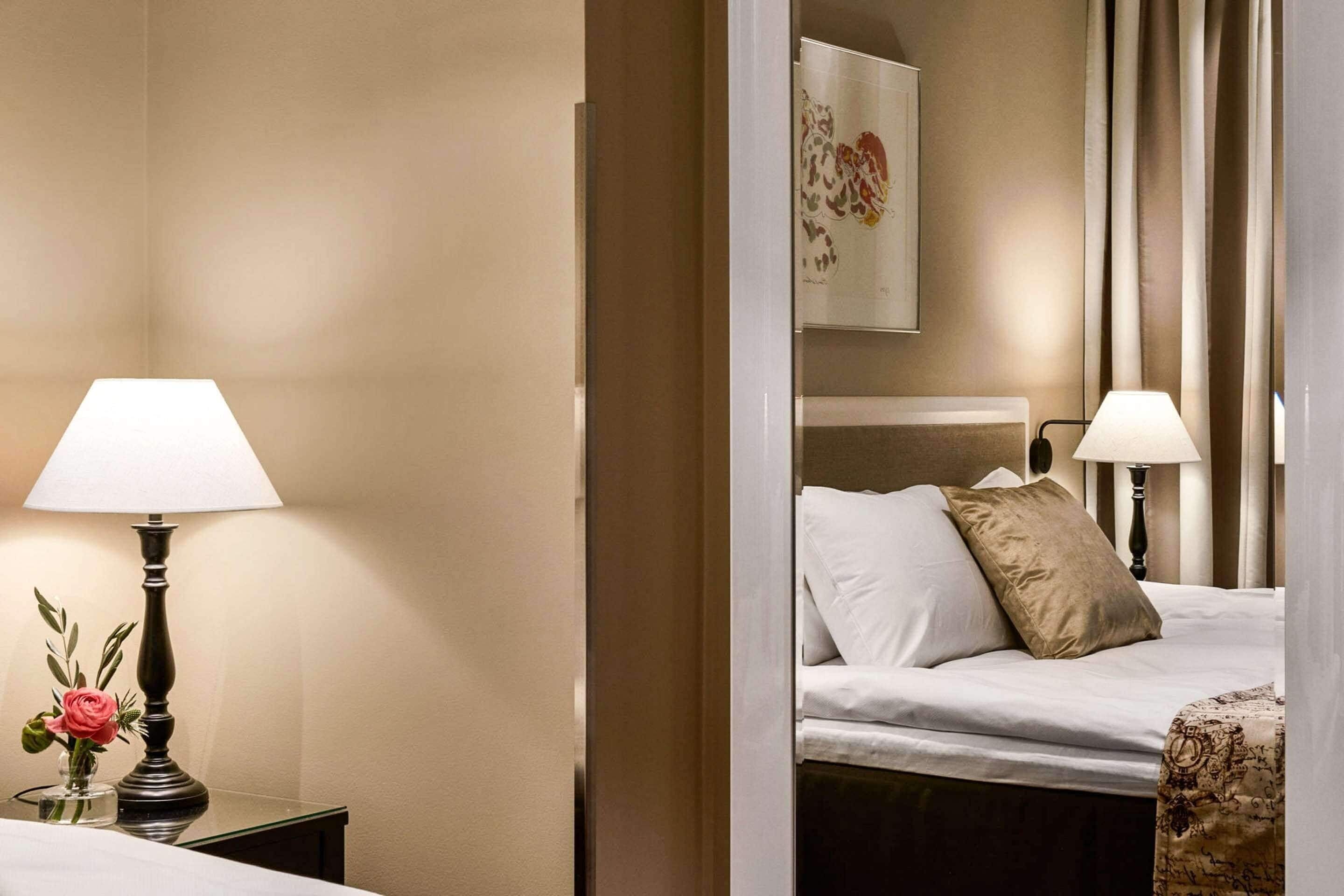 Minibar, in-room safe, desk, laptop workspace
