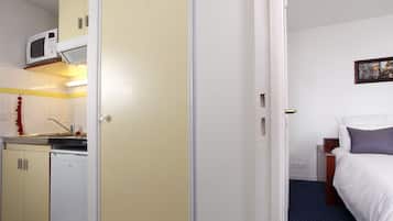 Desk, iron/ironing board (on request), free WiFi, bed sheets
