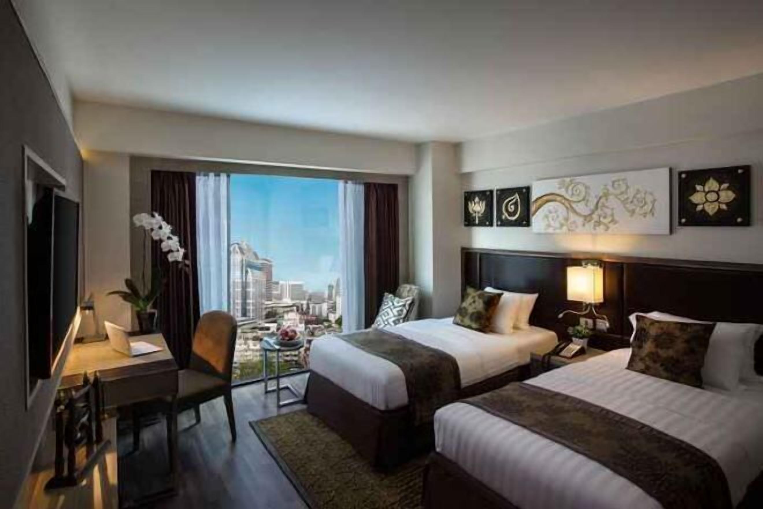 Minibar, coffres-forts dans les chambres, bureau, chambres insonorisées