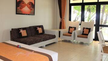 Superior Room-Ocean View | Vista a la playa o el mar