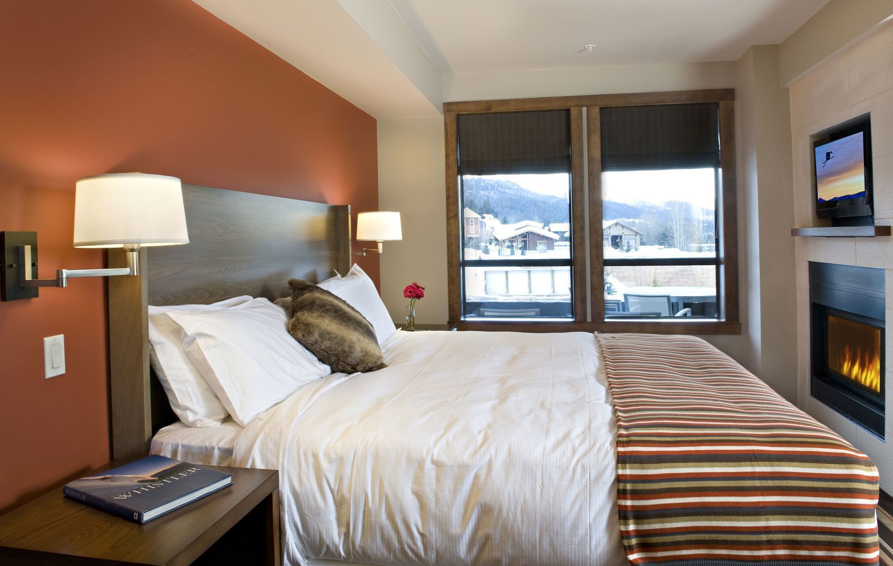 Cortines opaques, planxa i posts de planxar i bressols gratuïts 