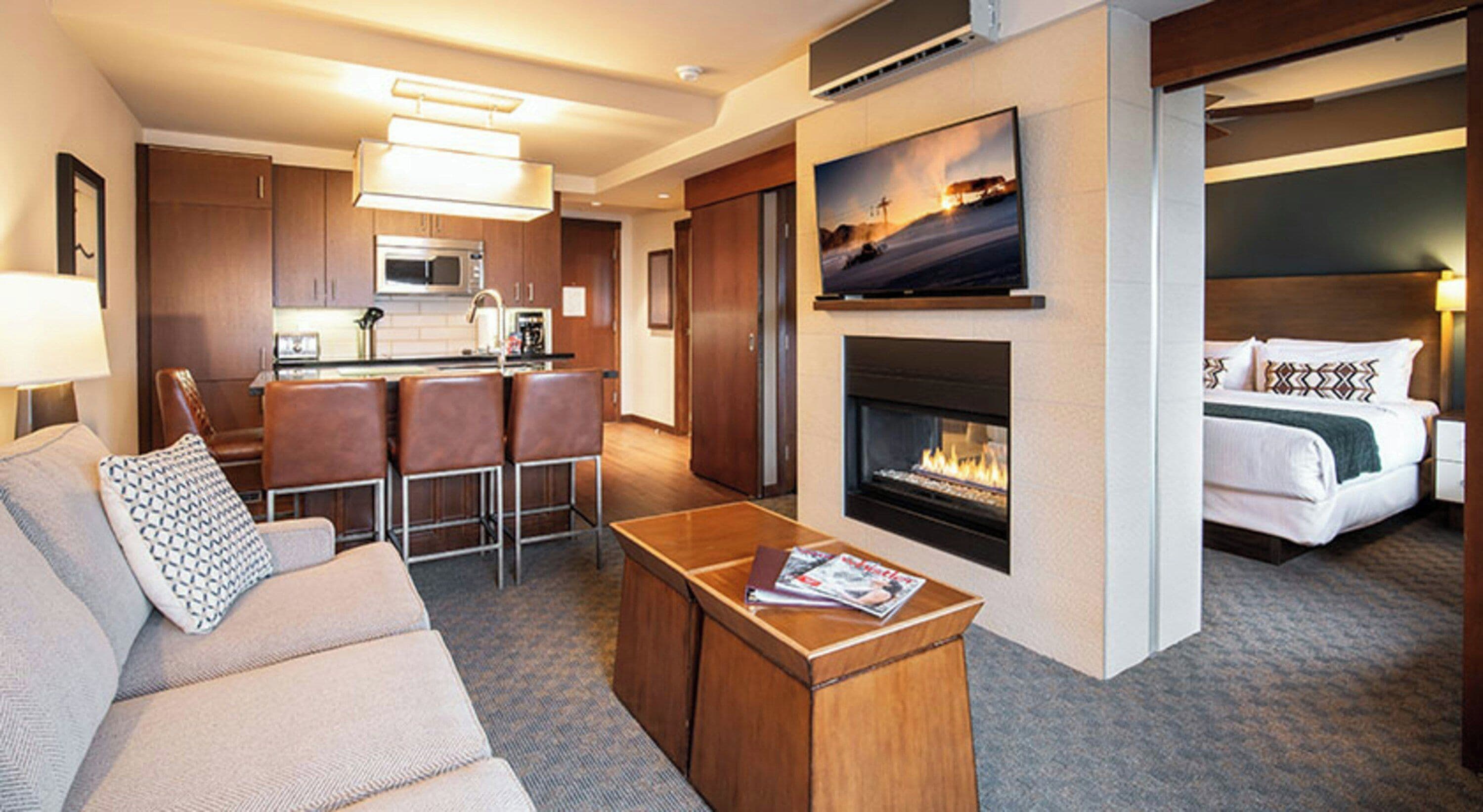 Flat-screen TV, fireplace, DVD player, heated floors