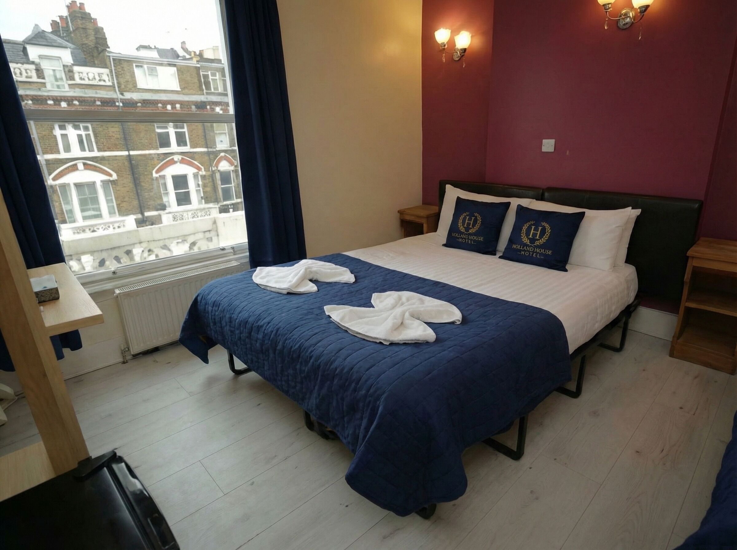 Doppelzimmer | Bügeleisen/Bügelbrett, WLAN, Bettwäsche