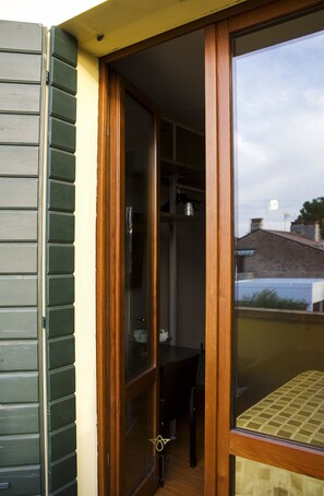Double Room, Balcony (Queen) | Terrace/patio - Small Hotel Royal (Padova)