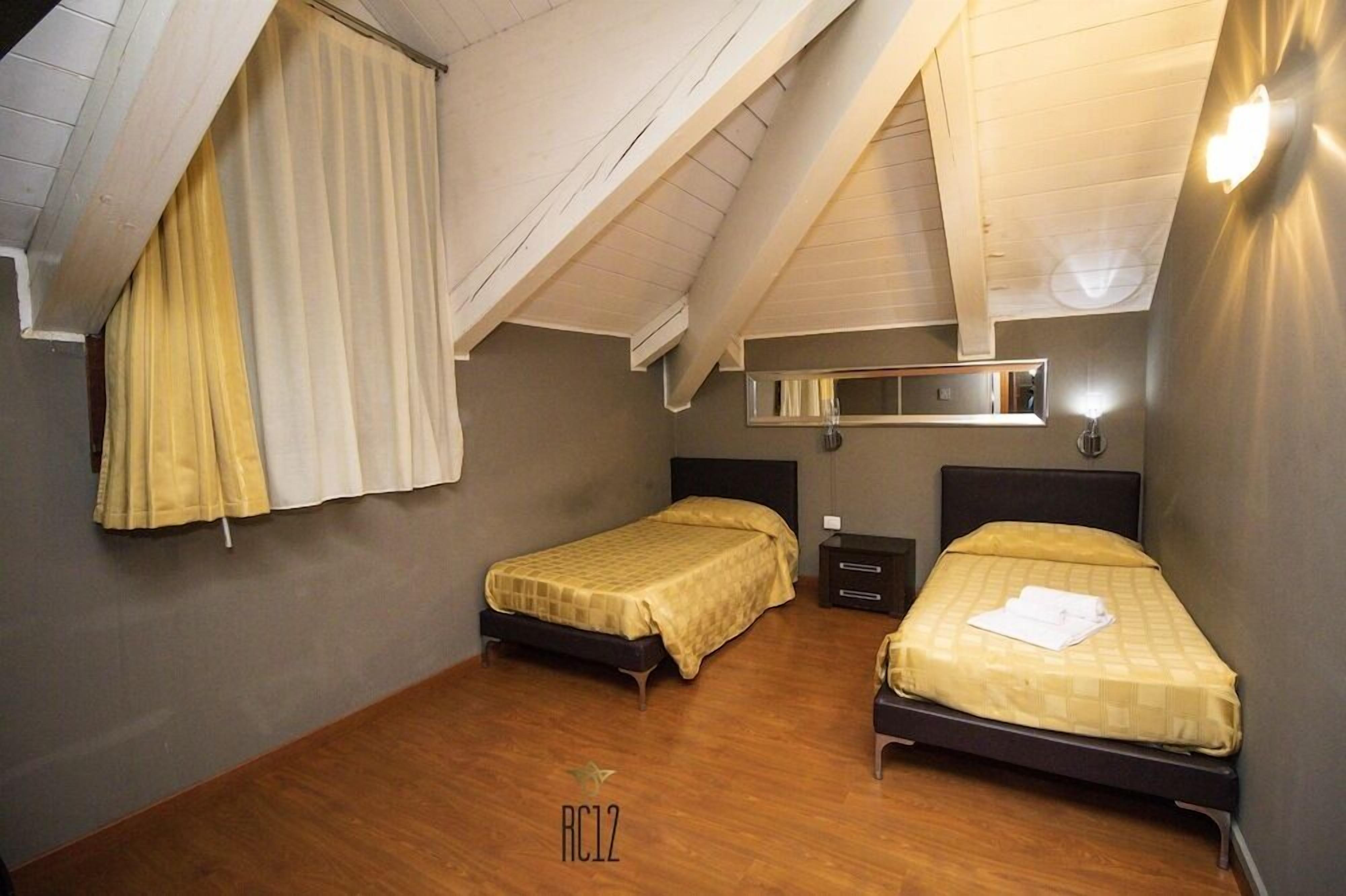 Coffres-forts dans les chambres, bureau