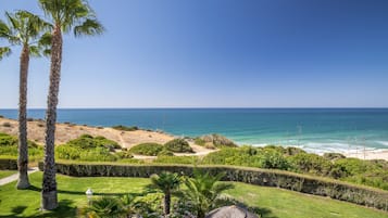Premium Studio, Sea View, Sea Facing | Beach/ocean view
