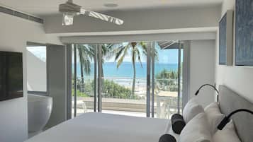 Starlight Penthouse | Bộ đồ giường cao cấp, két bảo mật tại phòng