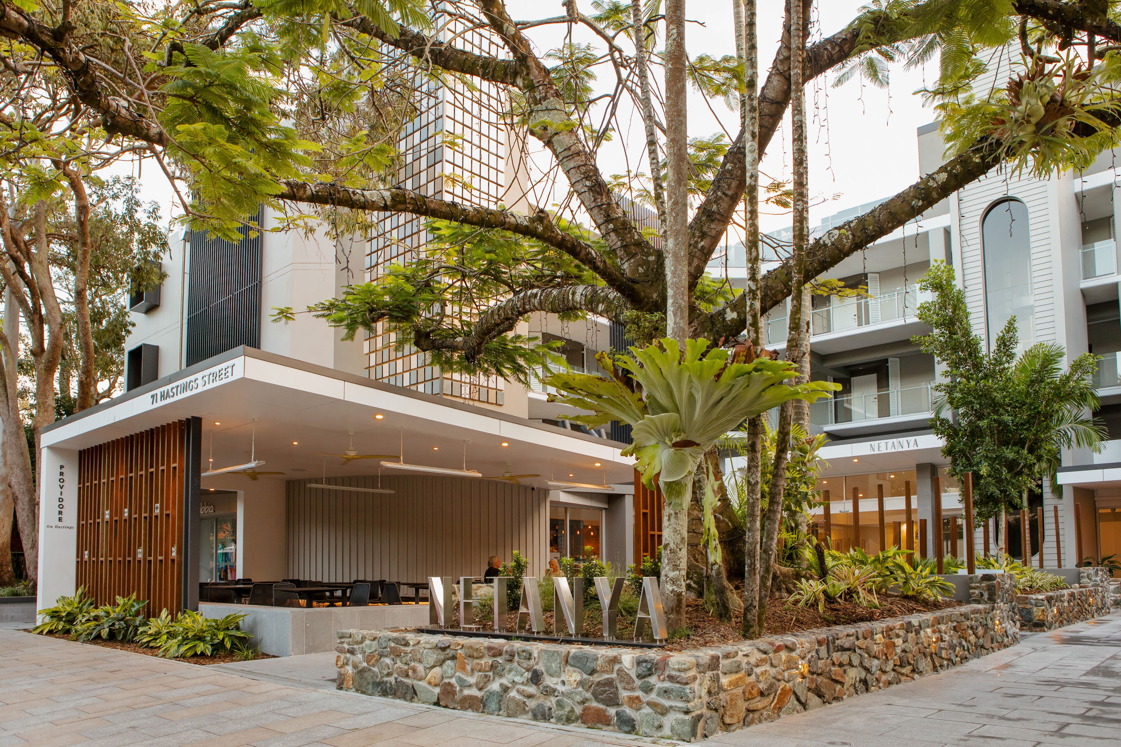 Netanya Noosa Beachfront Resort — image 30