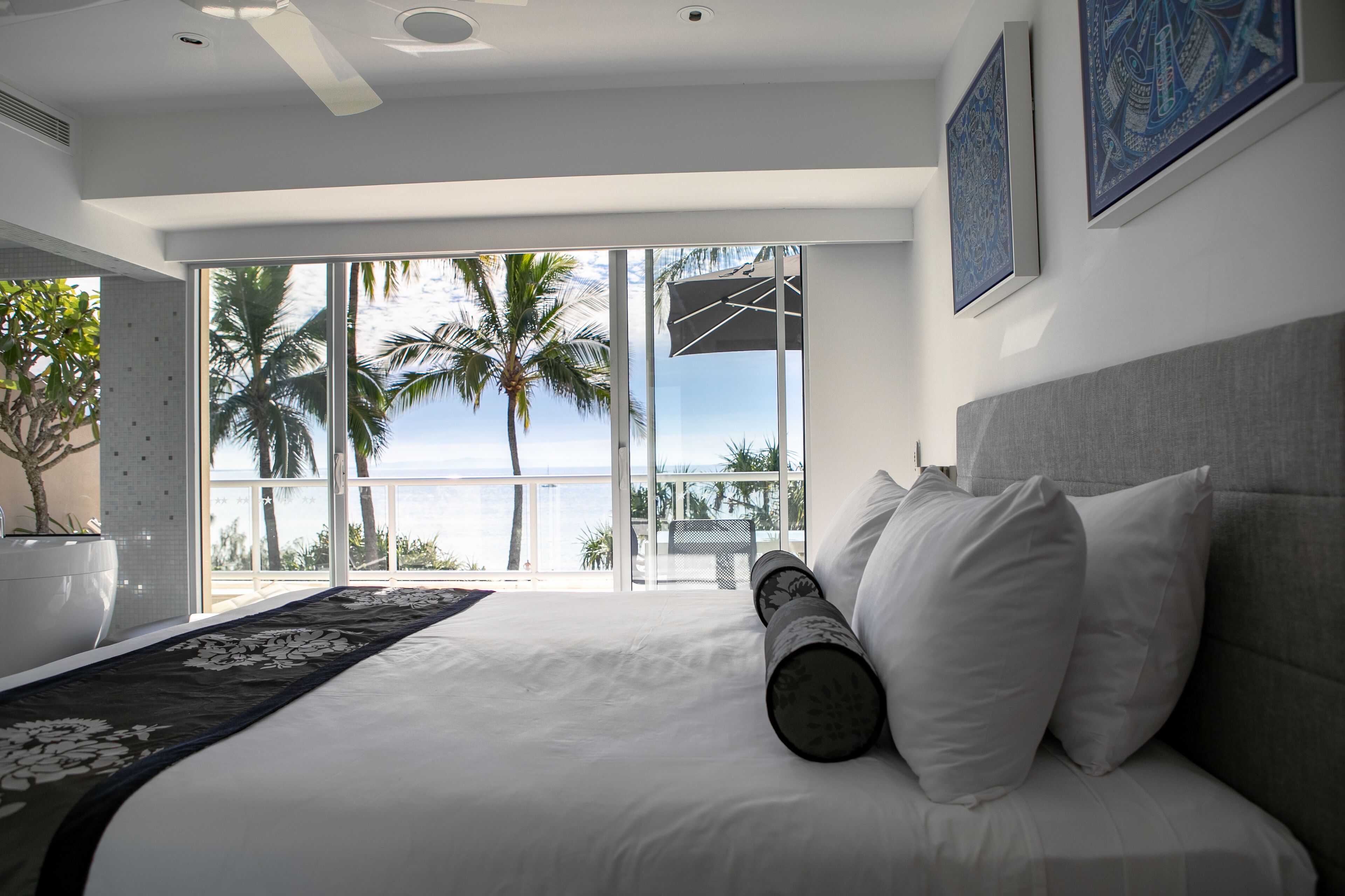 Netanya Noosa Beachfront Resort — image 11
