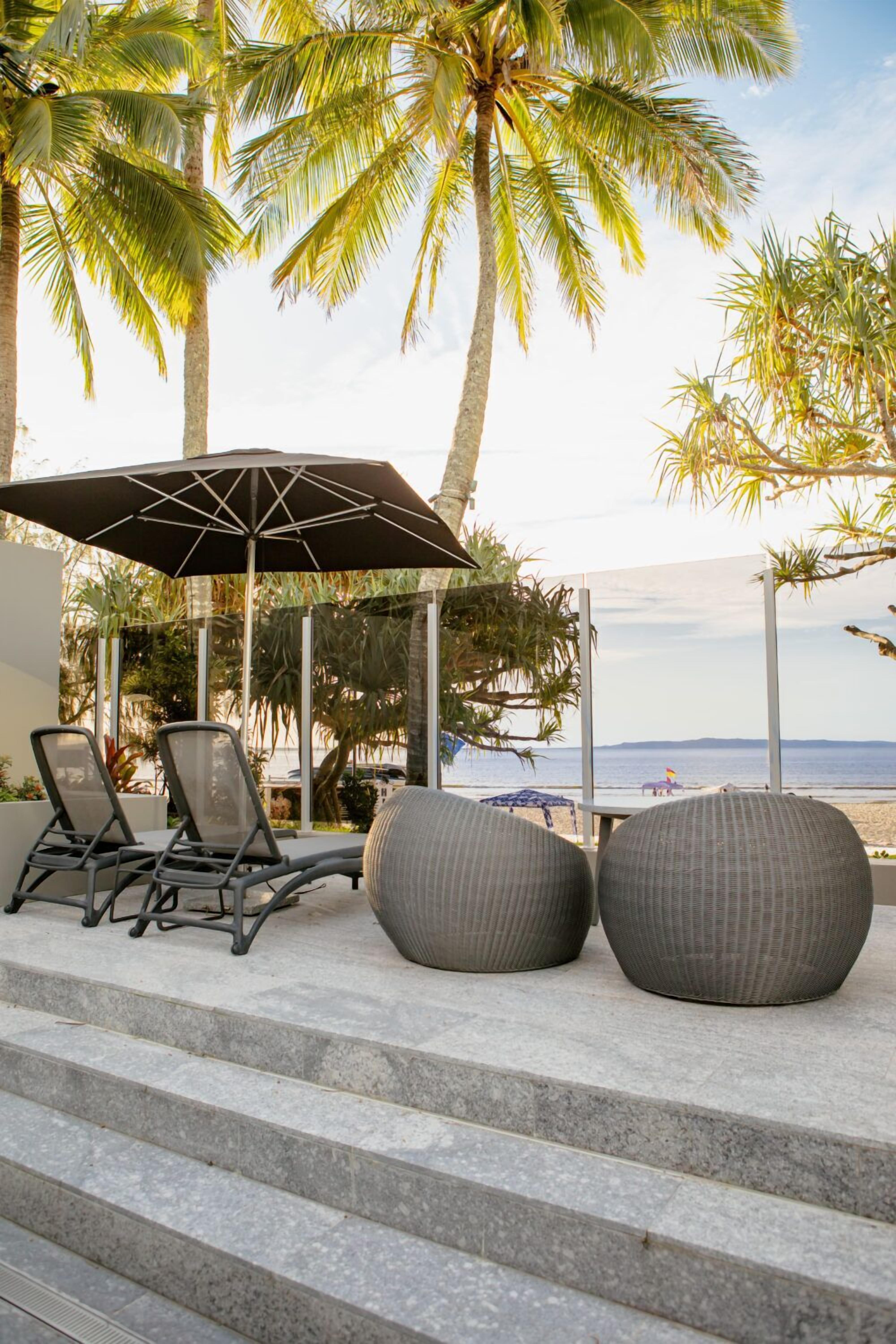 Netanya Noosa Beachfront Resort — image 9