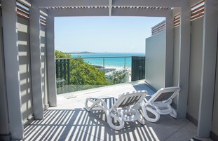 One Bedroom Hastings Rooftop Terrace Apartment | 露台