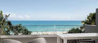 Netanya Noosa Beachfront Resort