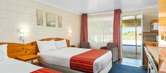 이코노 로지 앨러배스터