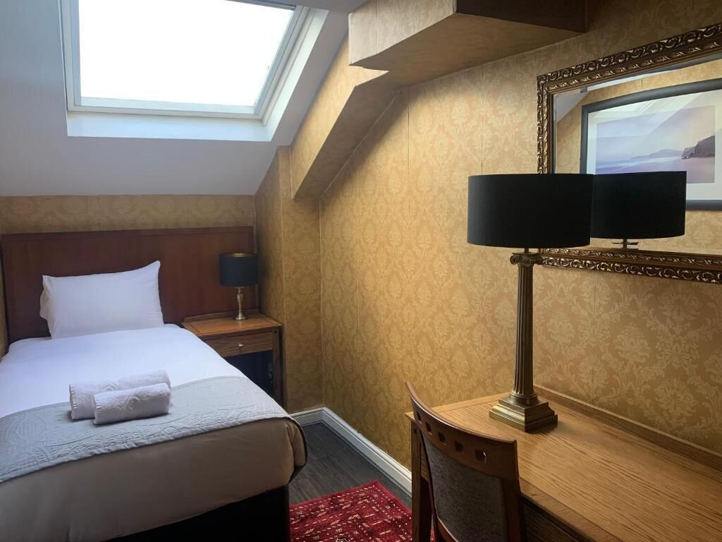 Photo - Beech Mount Hotel - Free Parking