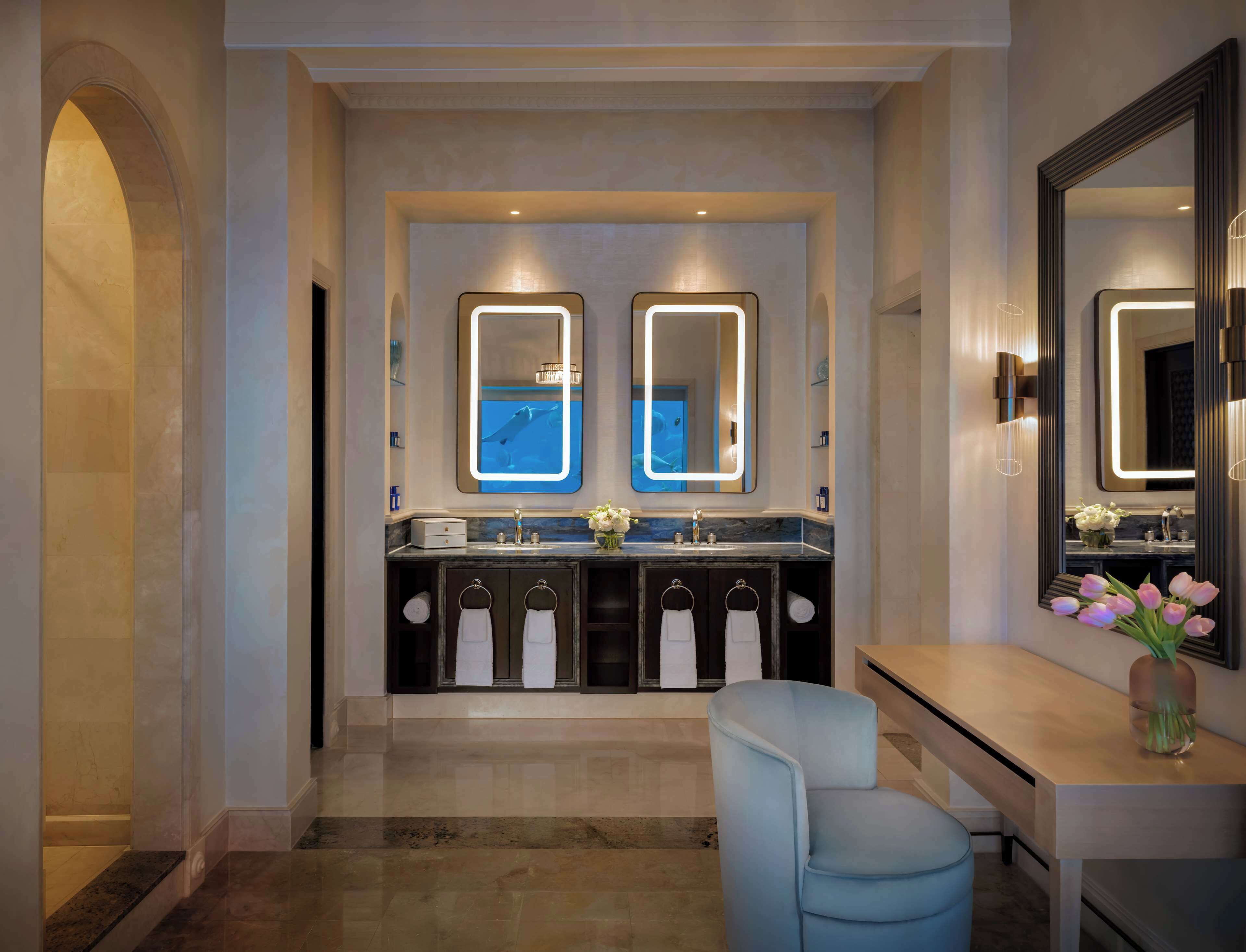 Underwater Suite | Bathroom | Rainfall showerhead, free toiletries, hair dryer, bathrobes