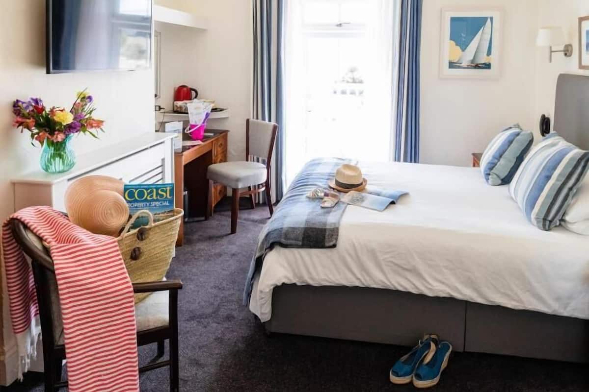 Classic Room, Multiple Beds, Non Smoking, Sea View (Bunk Bed)
