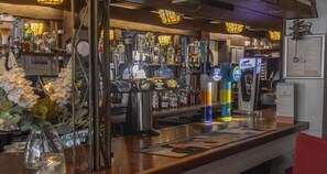 Bar (on property) - Beachcroft Hotel, BW Signature Collection (Bognor Regis)