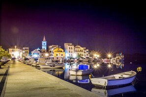 Property grounds - Hotel Miran (Pirovac)