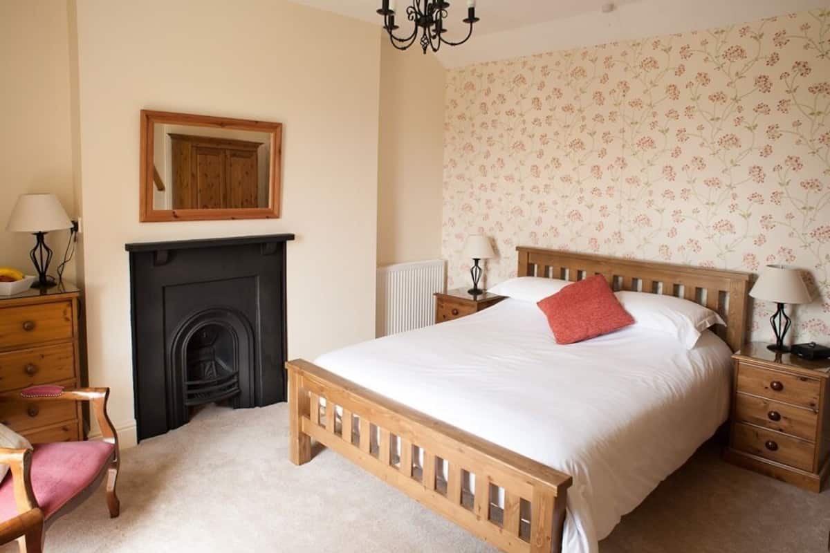 Double Room, Ensuite (Room 3) | Miscellaneous