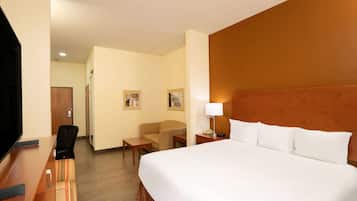 Kamer, toegankelijk voor mindervaliden | Luxe beddengoed, een strijkplank/strijkijzer, extra bedden, gratis wifi