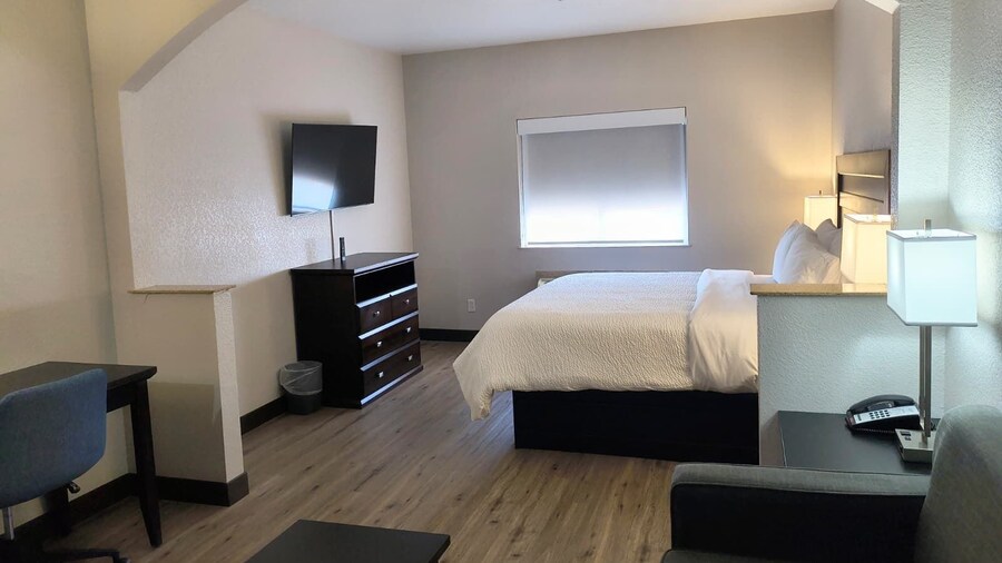 Grander Inn & Suites by IHG