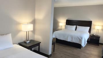 Colchones con pillow-top, tabla de planchar con plancha y wifi gratis