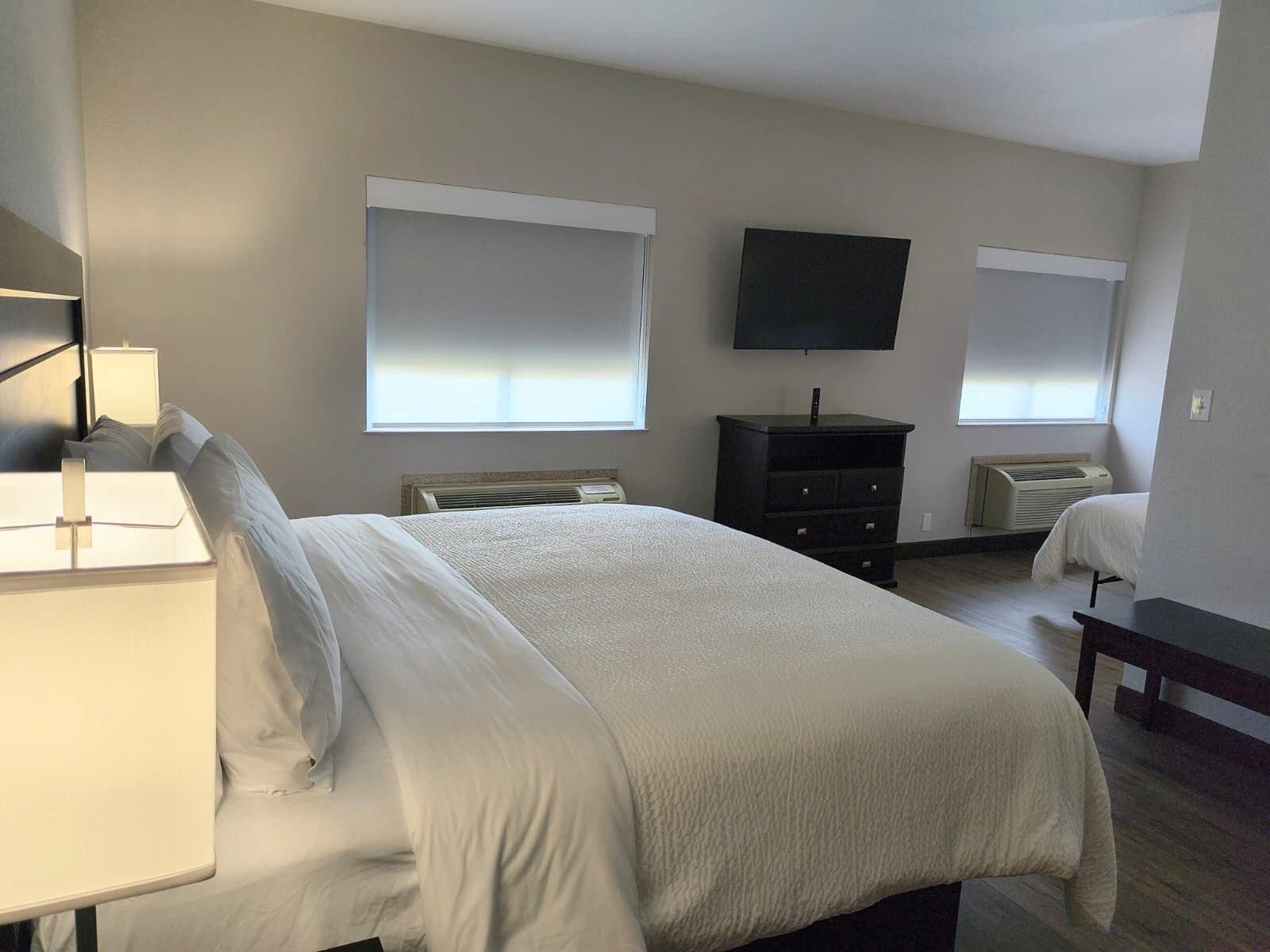 Premium Room, Multiple Beds | Pillowtop beds, iron/ironing board, WiFi (free), alarm clocks