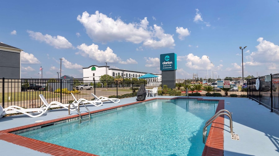 Clarion Pointe Sulphur - Lake Charles